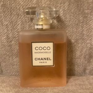 COCO MADEMOISELLE L’EAU PRIVÉE